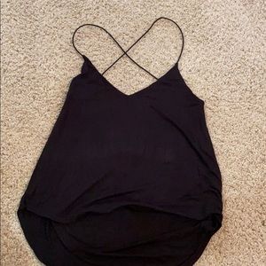 Scoop back black top